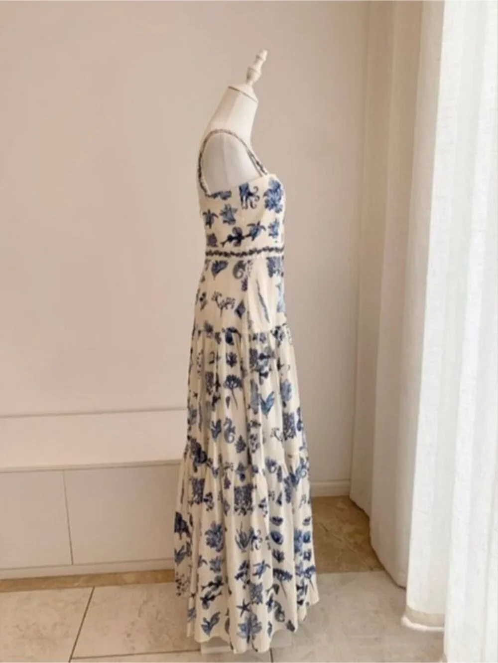Agua by Agua Bendita Lima printed linen Dress - Picture 4 of 11